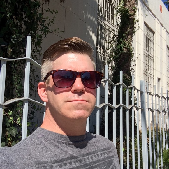 Meet your Posher, Larry - Picture 3 of 3